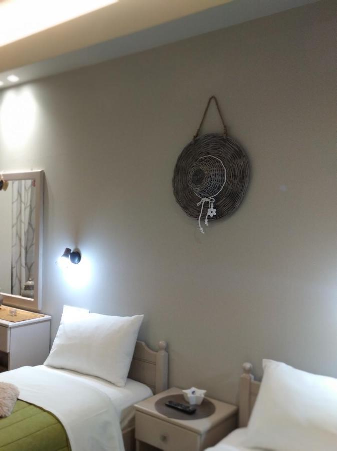 Maltezos Rooms Methana Bagian luar foto
