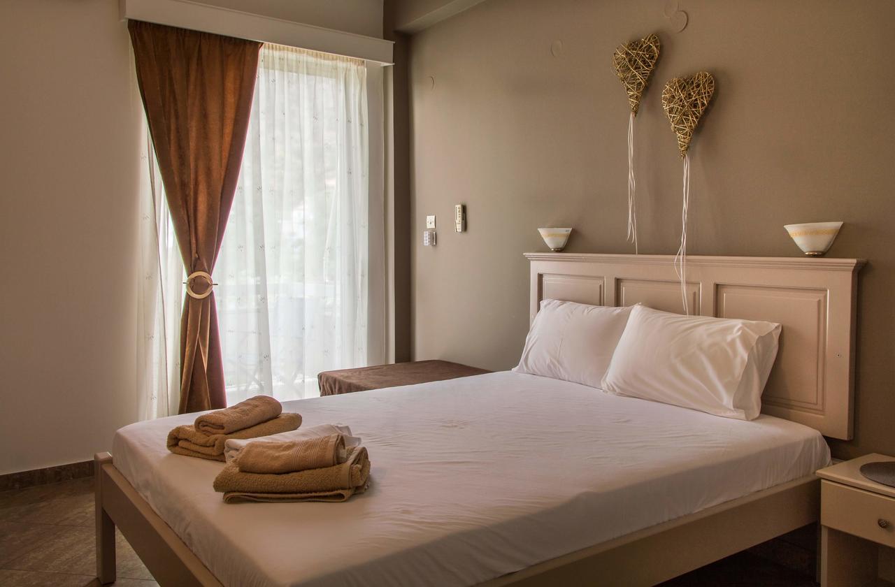 Maltezos Rooms Methana Bagian luar foto